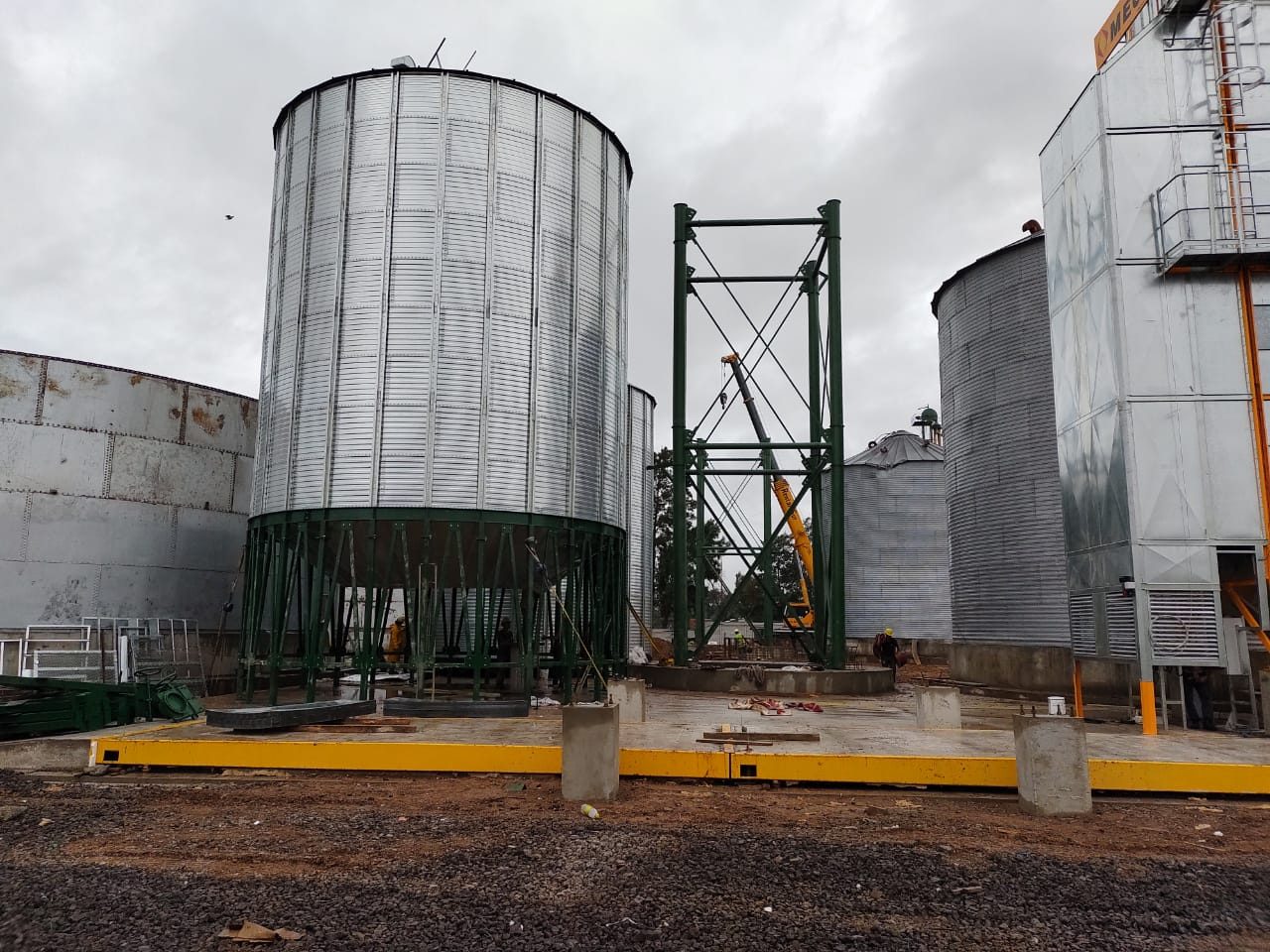 SILOS Y PLANTAS - trabajo de R Y RJSP OVIEDO